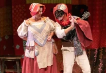 «Diversión, entretenimiento y reflexión es lo que tienen los entremeses cervantinos». Abel González Melo, director de Enmudecer con hablar