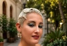 La artista colombiana Alejandra Torres recibe el Premio Gladiadores en el Extranjero 2026 en reconocimiento a su aporte al arte y la cultura de la comunidad latina